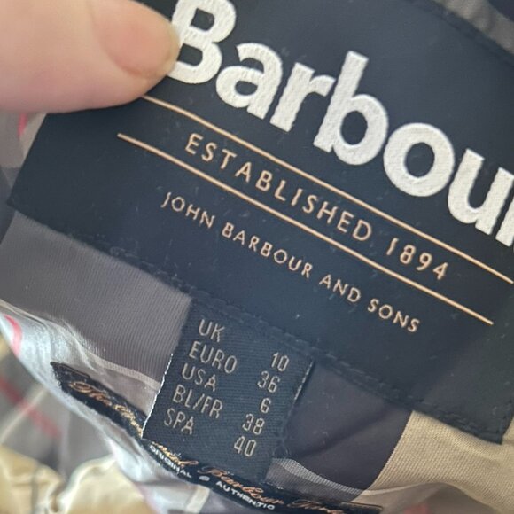 NWT Barbour Women's Swallow Quilt Dark Navy Classic Fall Jacket 6 - Picture 8 of 15